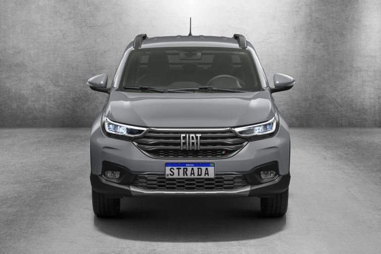 Lanzamiento Fiat Strada Volcano CVT